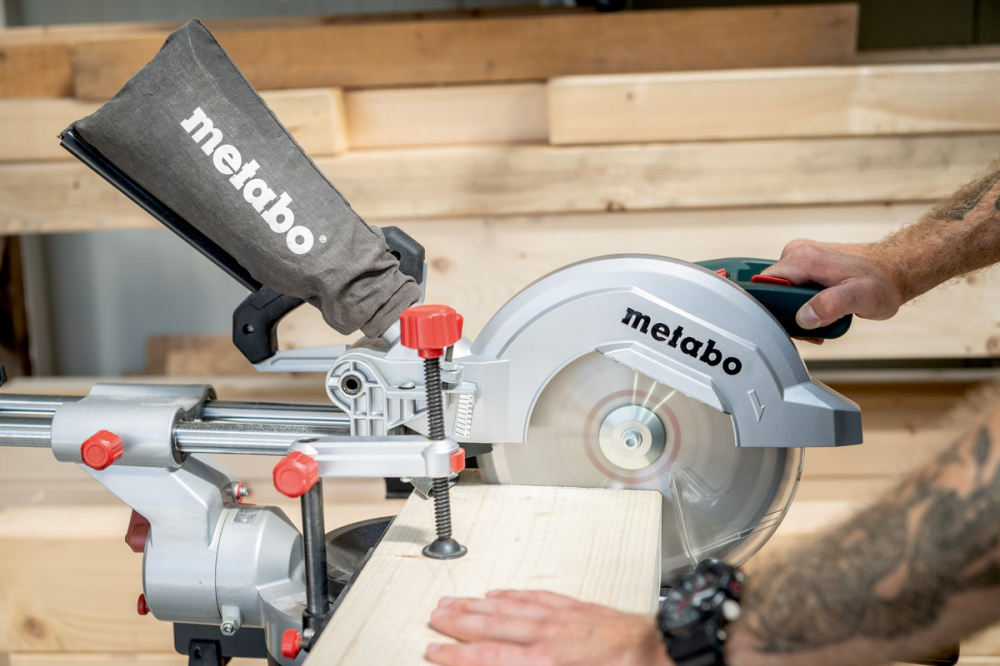 Fierastrau circular de masa Metabo KGS 254 M, 1800 W, 254 mm [3]