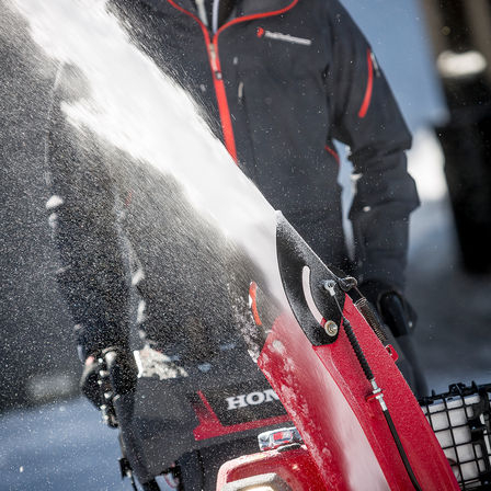 Freza de zapada Honda HSS 1380A ET, 11.7 CP, benzina, 81 cm, transmisie hidrostatica, senile, pornire manuala [4]