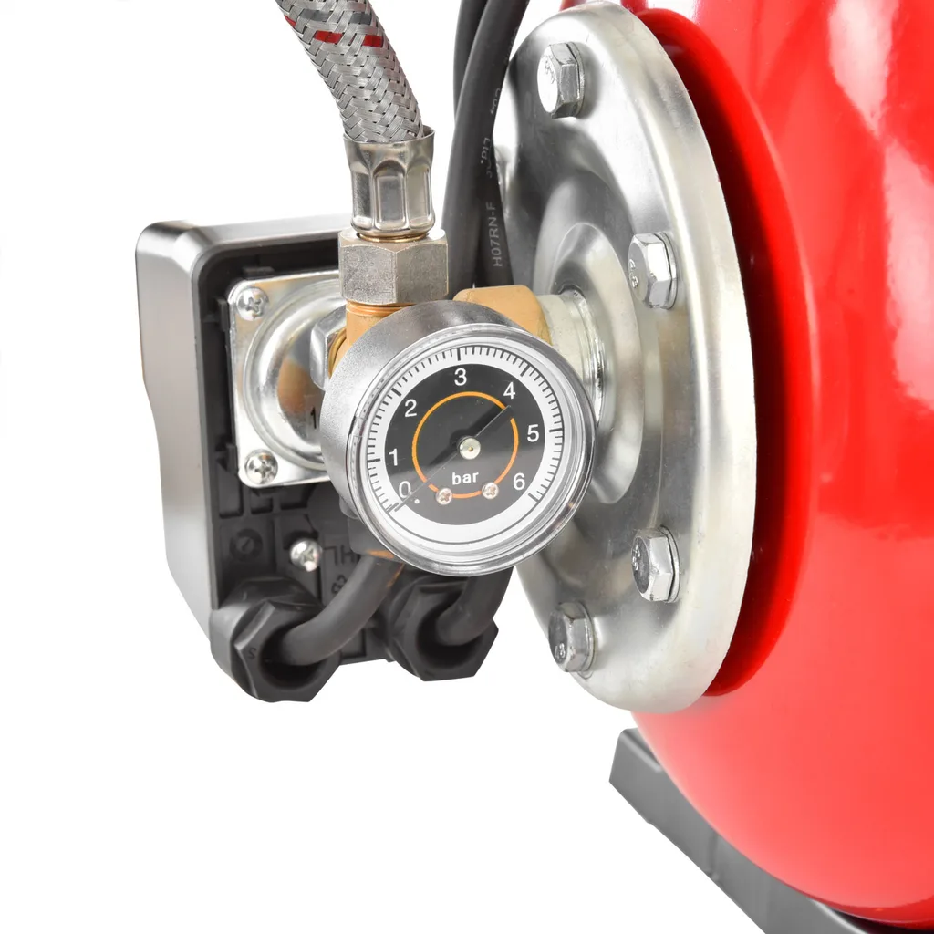 Hidrofor HECHT 3331, 1100 W, 4600 L/h, Hmax. 45 m, 24 L [6]