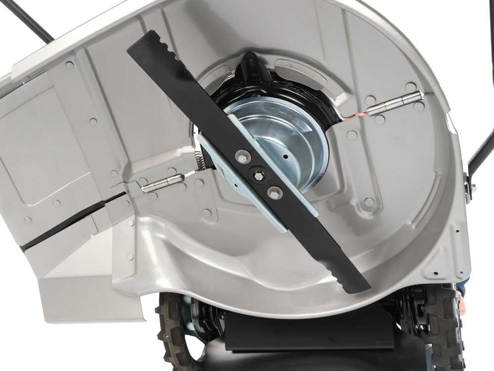 Masina de tocat iarba si vegetatie Honda UM 616 K3 EE2, 4.35 CP, benzina, 61 cm, transmisie variabila hidrostatic, Rotostop - blocarea lamei [34]
