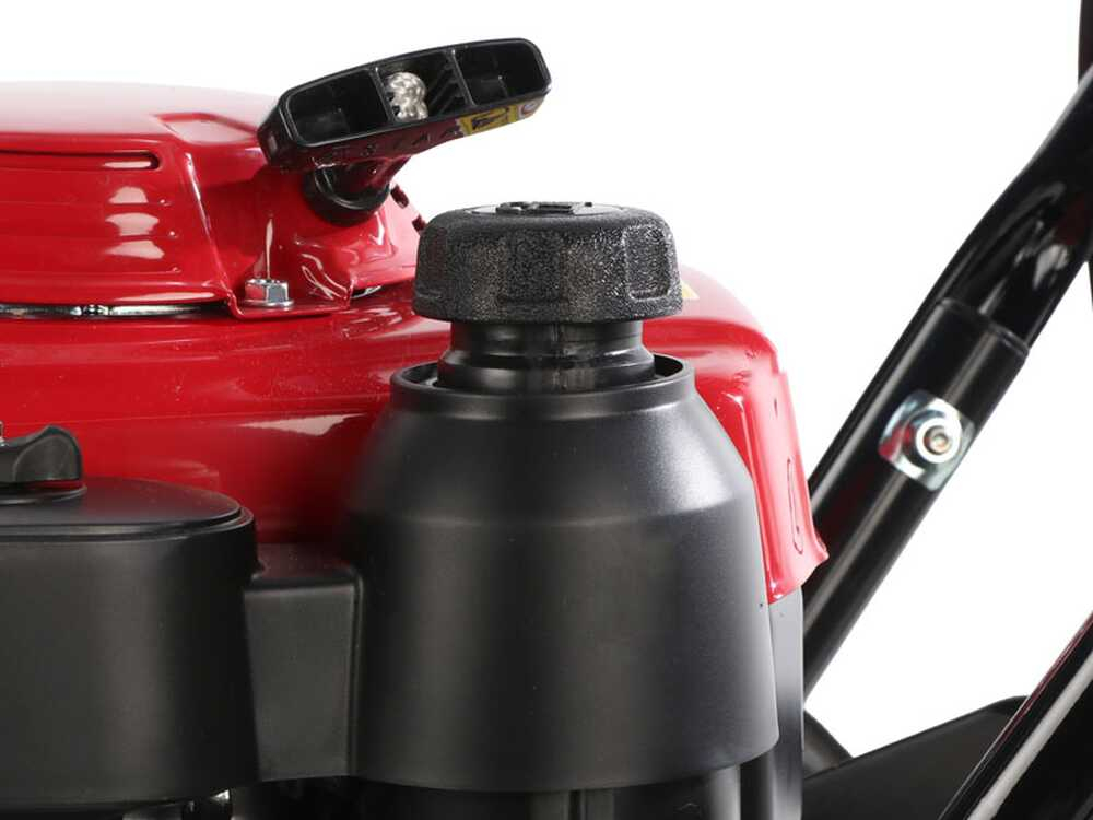 Masina de tocat iarba si vegetatie Honda UM 616 K3 EE2, 4.35 CP, benzina, 61 cm, transmisie variabila hidrostatic, Rotostop - blocarea lamei [24]