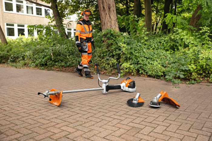 Motocoasa pe benzina Stihl FS 561 C-EM, 2 timpi, 3.8 CP [2]