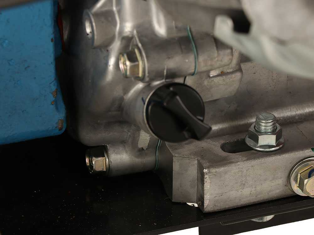 Motocultor AGT 13000 PREMIUM, Honda GX340, 11 CP, benzina, 3+1 viteze + roti 5.00-12", plug bilonat [29]