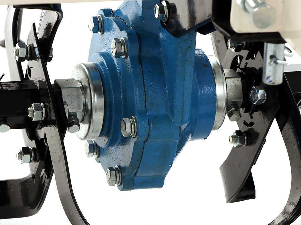 Motocultor AGT 9000 PREMIUM, Honda GX340, 11 CP, benzina, 2+1 viteze + roti 5.00-12, plug bilonat [57]