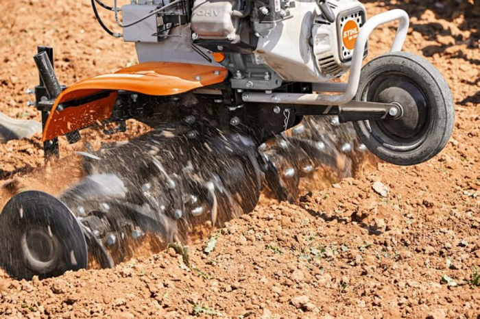 Motocultor Stihl MH 700, motor EHC 700, 7.1 CP, benzina, 2+1 viteze, latime lucru 120 cm [5]