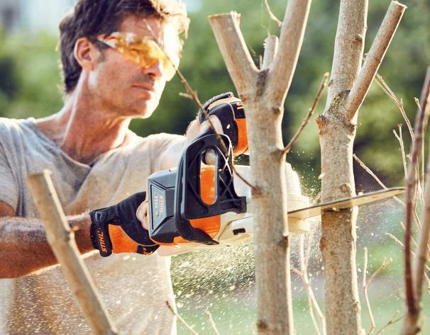 Motofierastrau pe acumulator Stihl MSA 60 C-B SET, 36V, 0.9 kW, 30 cm (cu AK 20 si AL 101) [10]