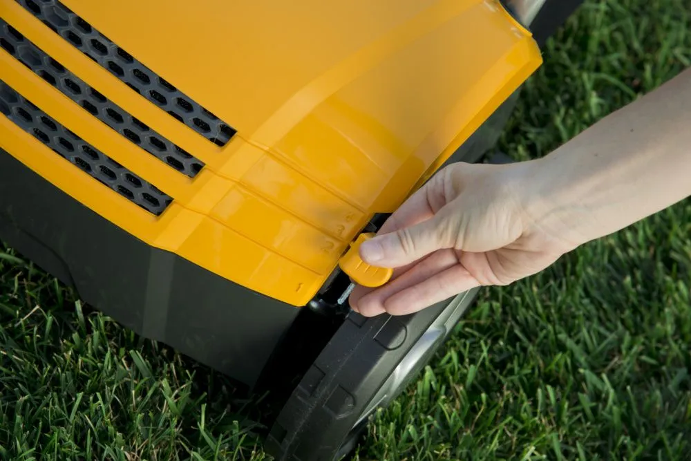 Scarificator si aerator gazon electric Stiga SV 213 E, 1300 W, 32 cm, 40 L [8]