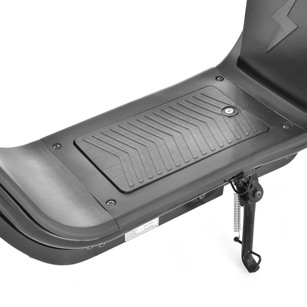 Scuter electric HECHT COCIS ZERO, 1500 W, 60V, 20Ah, viteza maxima 45 km/h, autonomie 60 km, omologat COC [9]