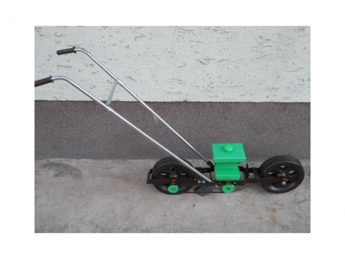 Semanatoare manuala de precizie K-2 [8]