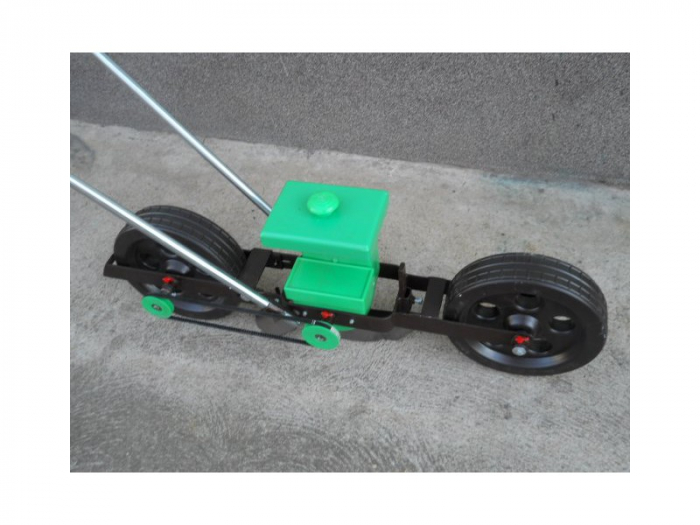 Semanatoare manuala de precizie K-2 [10]
