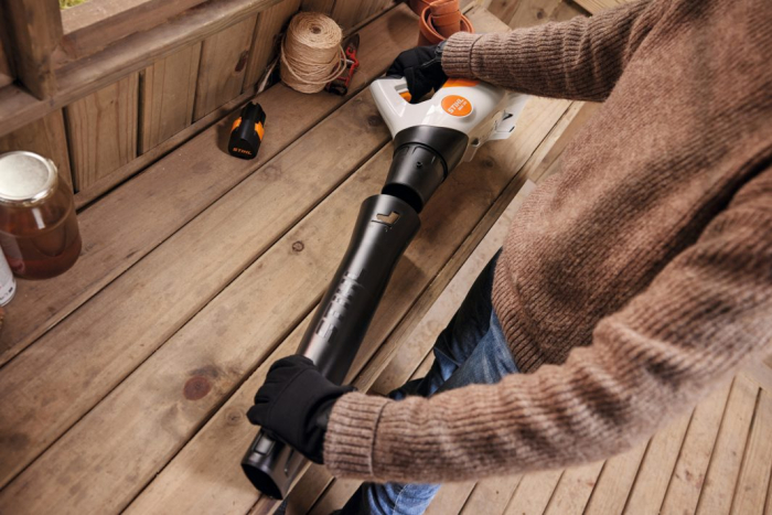 Suflanta frunze cu acumulator Stihl BGA 30 SET, 10.8V, 430 mc/h (cu AS 2 si AL 1) [9]