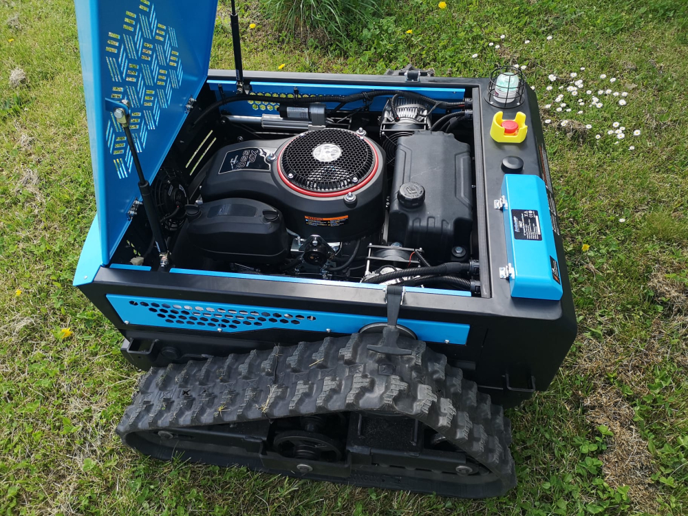 Tocator de vegetatie hibrid cu telecomanda Archer HM27, motor benzina Loncin 15.4 CP, latime lucru 685 mm, baterie 28V [21]