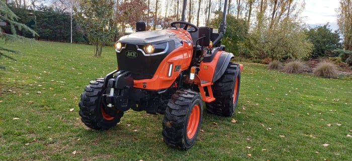 Tractor ACE VEER 3000 4WD, motor Mitsubishi 25 CP, diesel, EURO V, 4x4, 9+3 viteze, anvelope pentru gazon 23x8.50-12 & 33x15.5-16.5 [12]