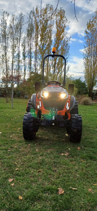 Tractor ACE VEER 3000 4WD, motor Mitsubishi 25 CP, diesel, EURO V, 4x4, 9+3 viteze, anvelope pentru gazon 23x8.50-12 & 33x15.5-16.5 [5]