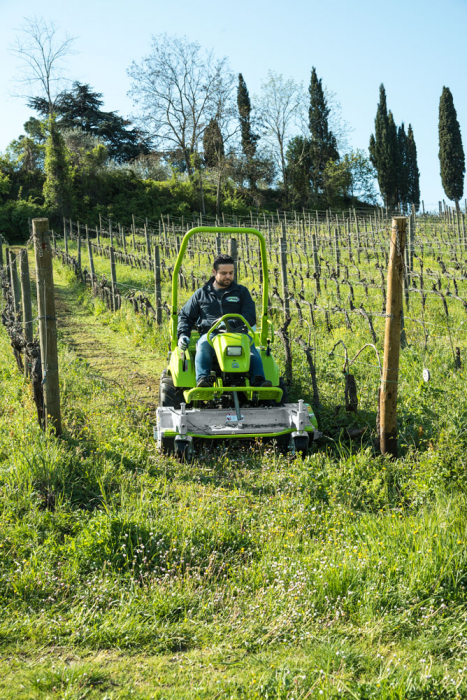 Tractoras cu tocator frontal pentru vegetatie Grillo FK 700, 18 CP, diesel, 115 cm, transmisie hidrostatica, diferential blocabil [9]