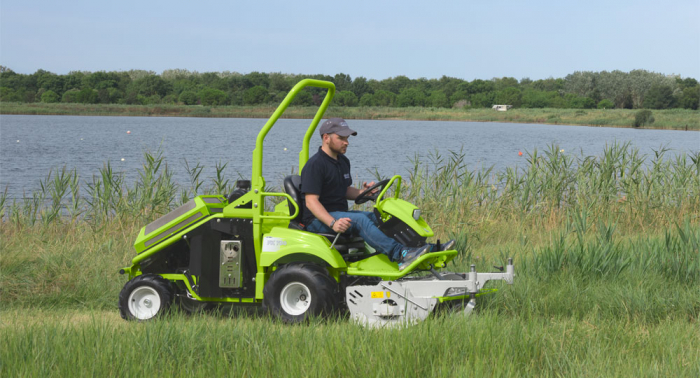 Tractoras cu tocator frontal pentru vegetatie Grillo FK 700, 18 CP, diesel, 115 cm, transmisie hidrostatica, diferential blocabil [11]