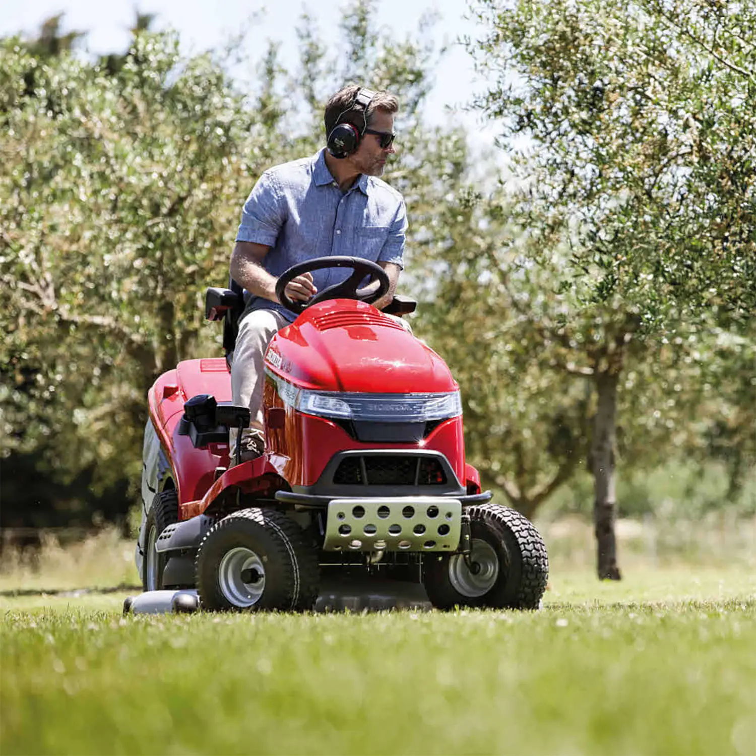 Tractoras de tuns gazon Honda HF 2625 K1 HTEH, 18.9 CP, benzina, 122 cm, cos 350 L, transmisie hidrostatica, mulching Versamow, cruise control, descarcare electrica cos [5]