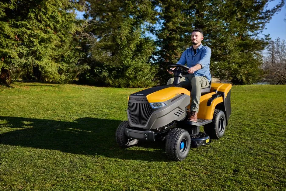 Tractoras de tuns gazon STIGA ESTATE 798e, acumulator Li-Ion 48V, 64Ah, 98 cm, cos 240 L [16]