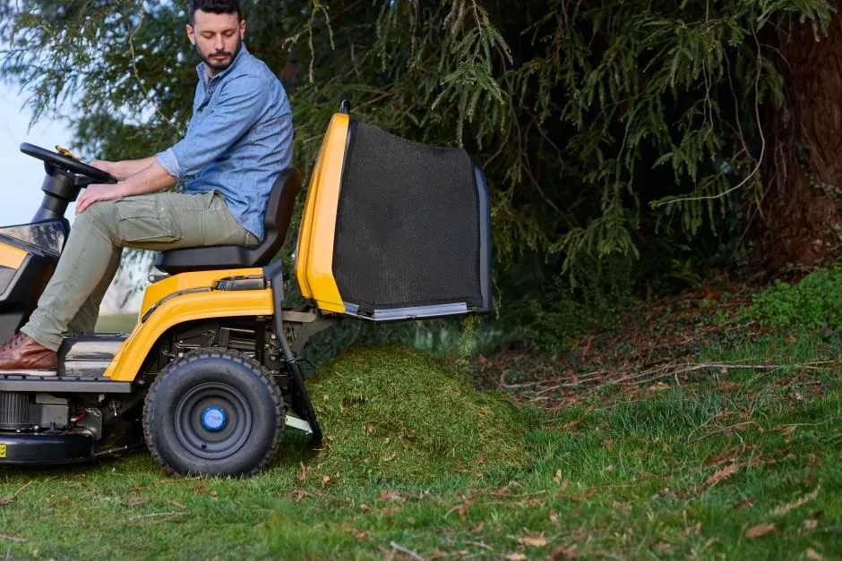 Tractoras de tuns gazon STIGA ESTATE 798e, acumulator Li-Ion 48V, 64Ah, 98 cm, cos 240 L [13]