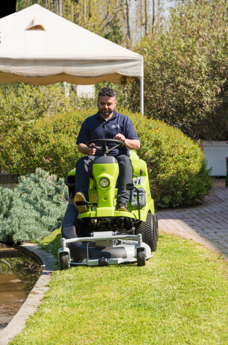 Tractoras de tuns iarba Grillo FD 220 R, 12 CP, benzina, 80 cm, cos 200 L [8]