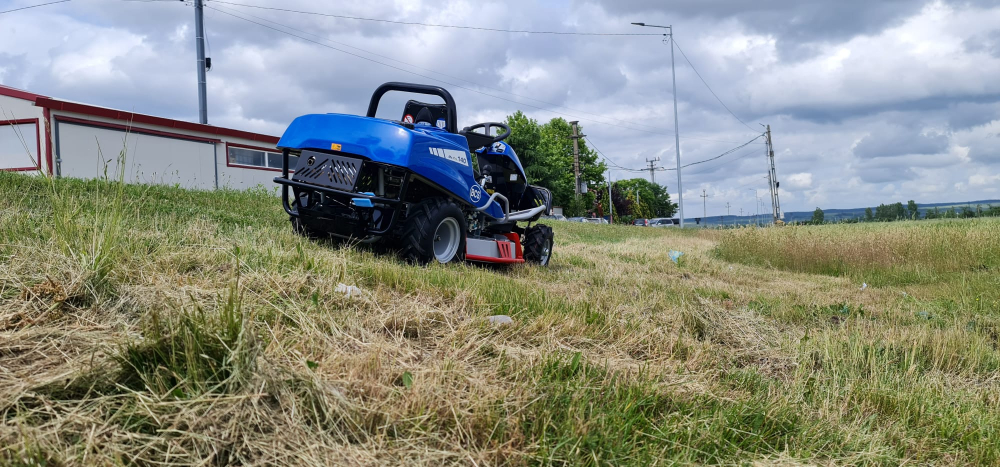 Tractoras de tuns si tocat vegetatie BCS MA.TRA 140, 15.2 CP, benzina, 85 cm [12]