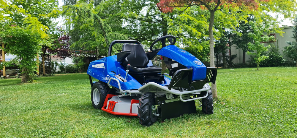 Tractoras de tuns si tocat vegetatie BCS MA.TRA 140, 15.2 CP, benzina, 85 cm [39]