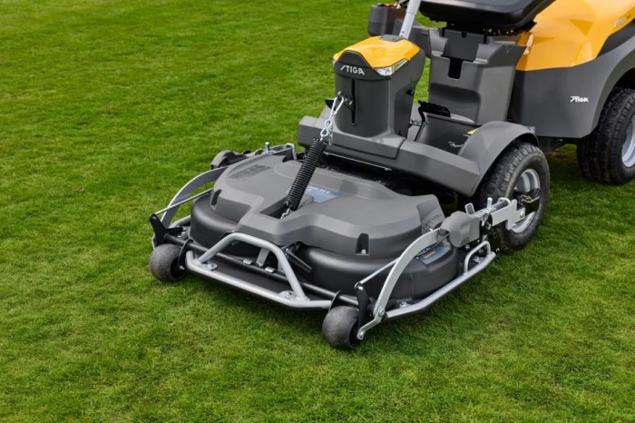 Tractoras cu masa frontala pentru tuns gazon STIGA PARK 500 WX 4WD, 16 CP, benzina (fara masa de taiere) [19]
