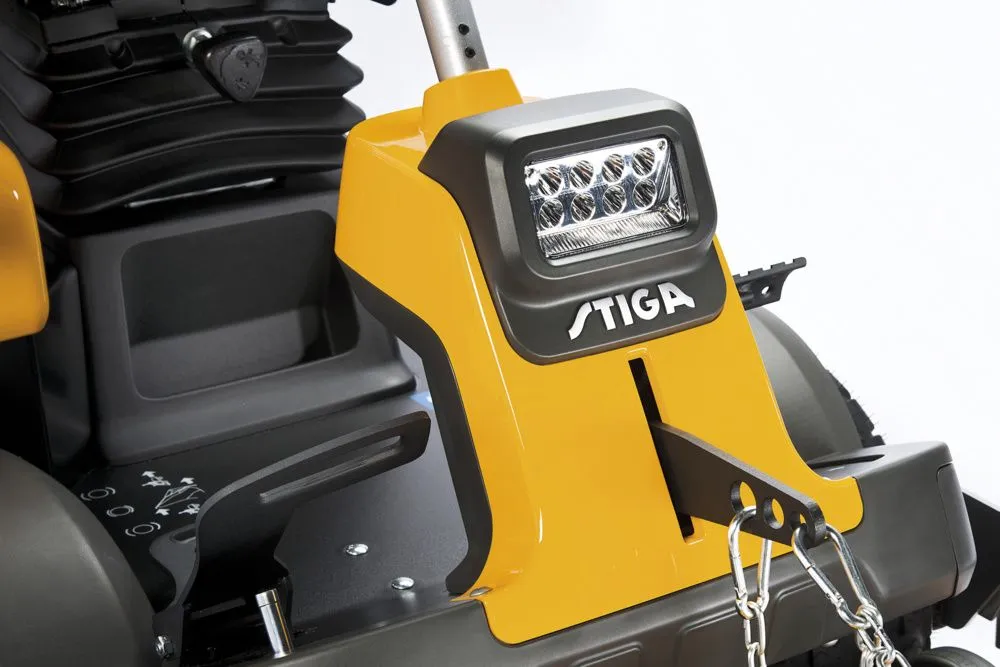 Tractoras cu masa frontala pentru tuns gazon STIGA PARK PRO 900 AWX 4WD, 20.6 CP, benzina (fara masa de taiere) [11]