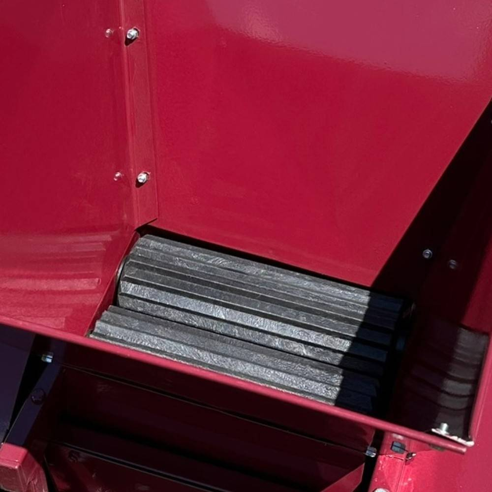 Zdrobitor-desciorchinator electric VivaTechnix VMD-1079A, 800 kg/h, vopsit [5]