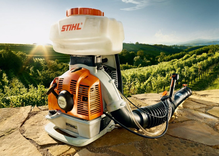 Atomizor pe benzina Stihl SR 450, 3.9 CP, motor 2 timpi, rezervor solutie 14 L, distanta pulverizare 14.5 m, functie pulverizare & imprastiere [5]