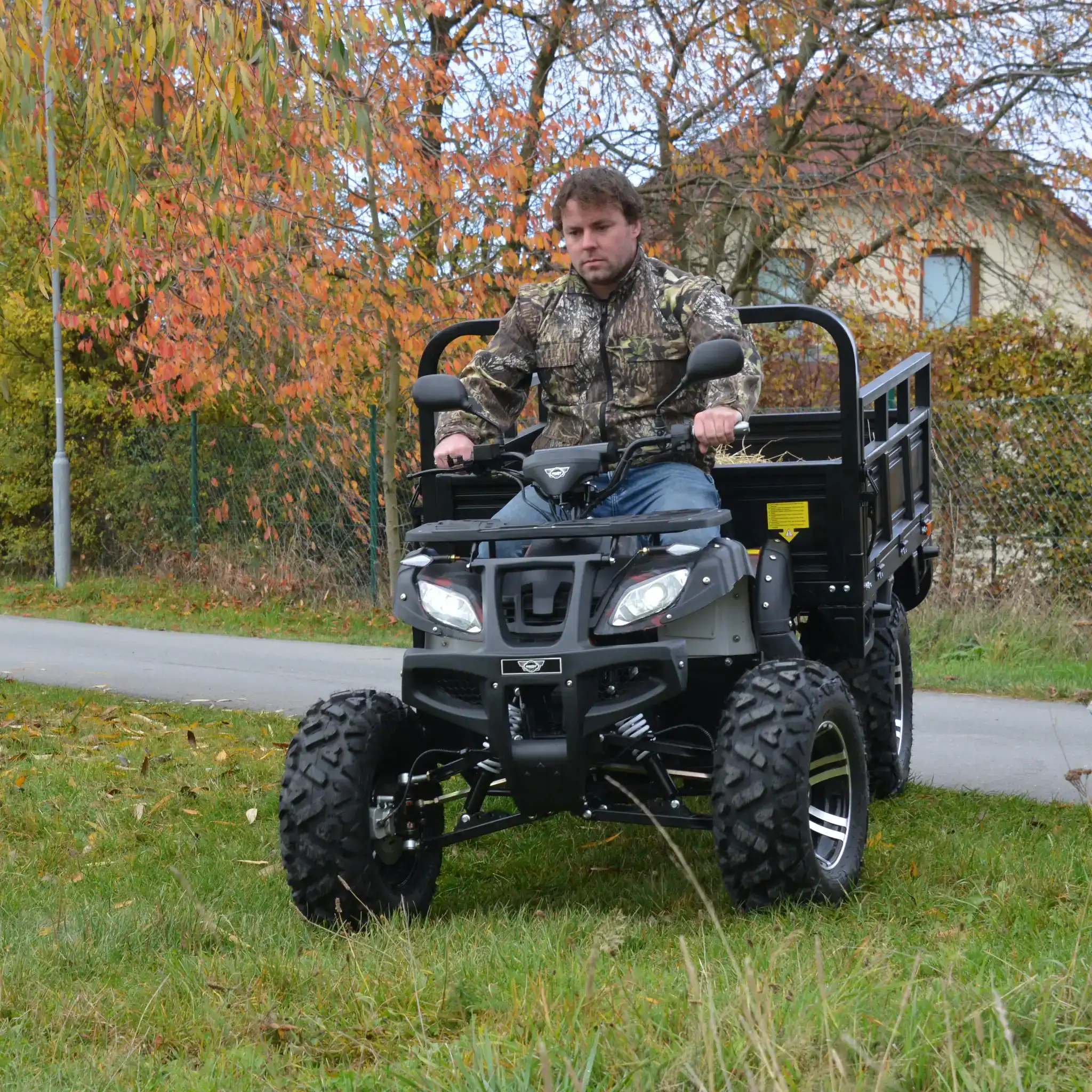 ATV electric utilitar cu platforma HECHT FARMIS, 3000 W, 72V, 52Ah, max. 53 km/h [15]