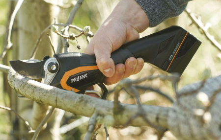 Foarfeca pentru vie si pomi Pellenc C3X, 2 acumulatori Li-Ion 10.8V, max. 35 mm [8]
