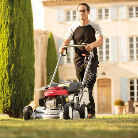 Masina de tuns iarba cu rulou posterior Honda HRD 536 QX, 4.3 CP, benzina, 53 cm, 80 L, autopropulsata 1 viteza, Rotostop - blocarea lamei + Golire cos fara a opri motorul [1]