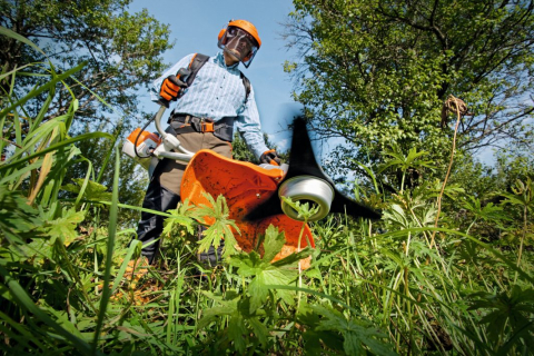 Motocoasa Stihl FS 240, 2.3 CP, 37.7 cmc, benzina, 2 timpi, ErgoStart [9]