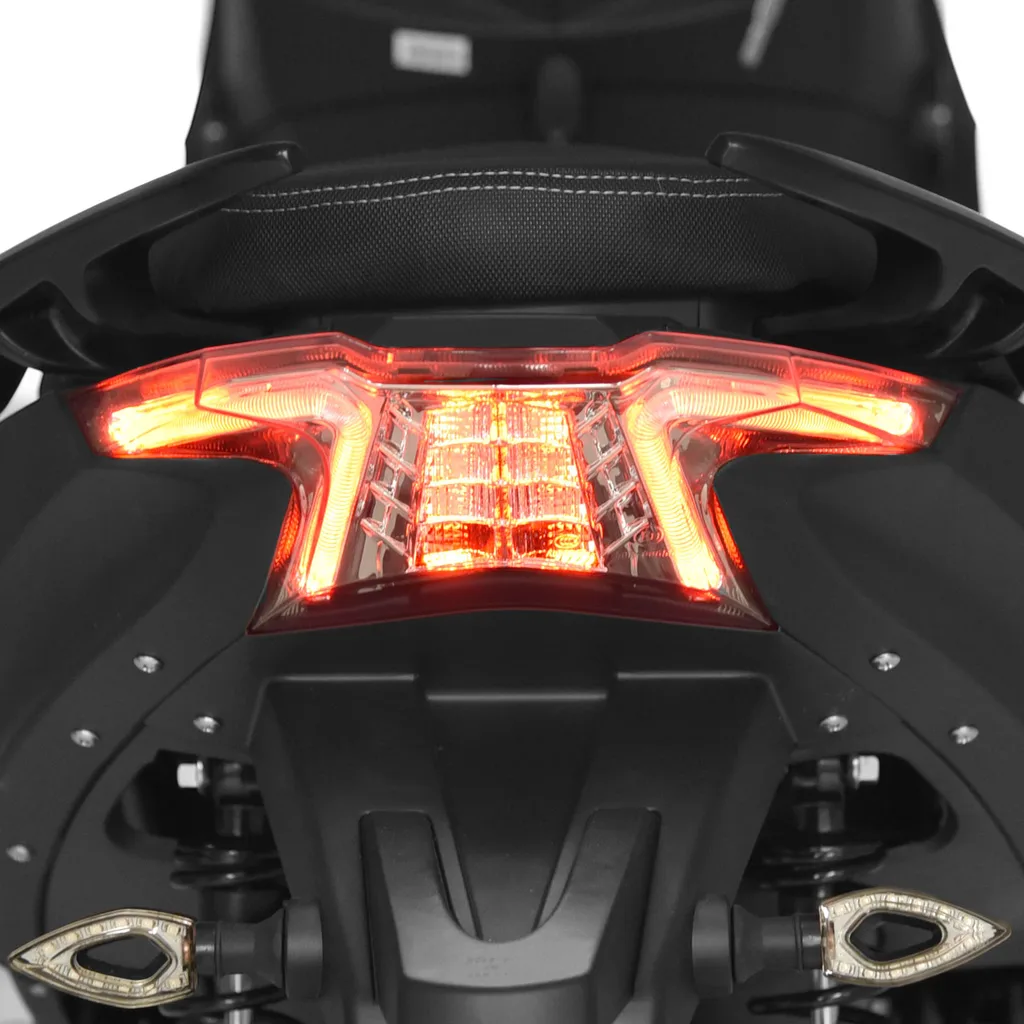 Scuter electric HECHT EQUIS, 3000 W, 72V, 20Ah, viteza maxima 45 km/h, autonomie 60 km, omologat COC [15]
