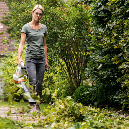 Suflanta frunze electrica Stihl BGE 81, 1400 W, 750 mc/h [5]