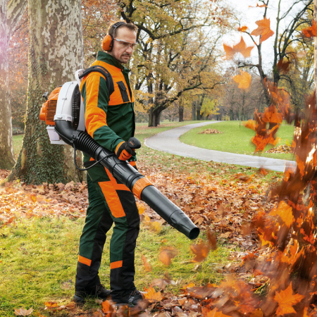Suflanta frunze Stihl BR 430, 3.9 CP, 63.3 cmc, benzina, 2 timpi, 1300 mc/h [5]