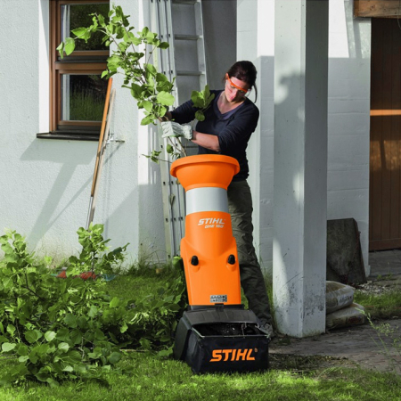 Tocator crengi si resturi vegetale Stihl GHE 150, 2500 W, max. 35 mm [4]