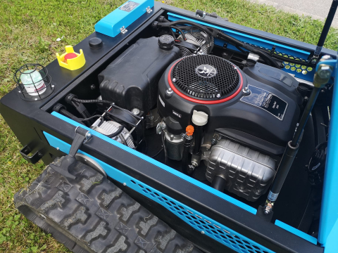Tocator de vegetatie hibrid cu telecomanda Archer HM27, motor benzina Loncin 15.4 CP, latime lucru 685 mm, baterie 28V [22]
