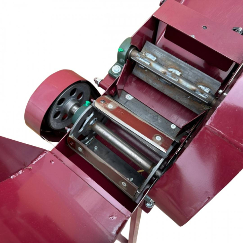 Tocator furaje (siscornita) VivaTechnix Siscornita VMD-1078, 2.2 kW, 500 kg/h [3]