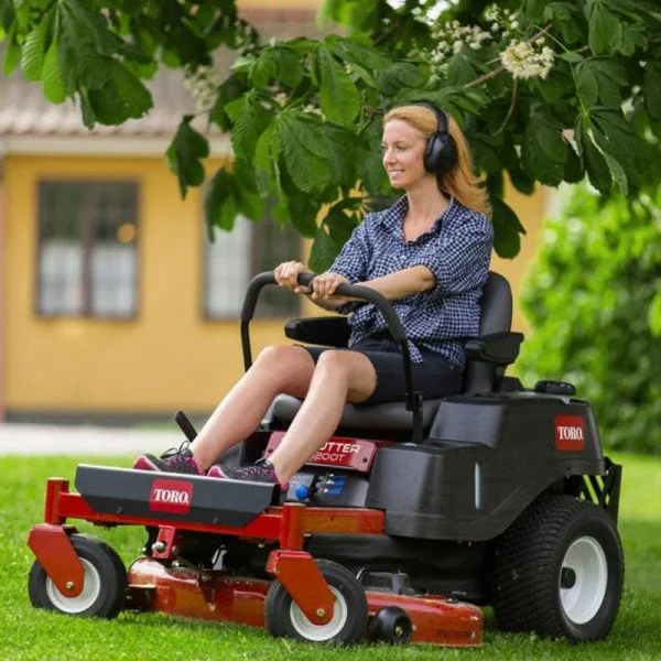 Tractoras de tuns iarba Zero Turn Toro TimeCutter ZS 4200T, 107 cm [1]