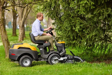 Tractoras cu masa frontala pentru tuns gazon STIGA PARK 500 WX 4WD, 16 CP, benzina (fara masa de taiere) [14]