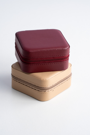 Bijuterii - Soul Jewelry - Cutie de Bijuterii Elegantă Crem– Organizare și Protecție pentru Bijuterii