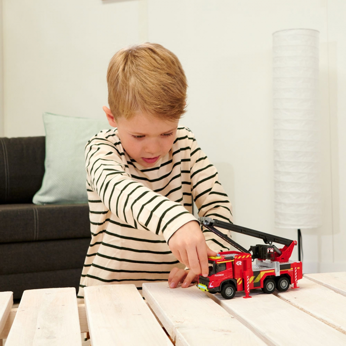 Masina de pompieri Majorette Volvo Fire Engine [10]