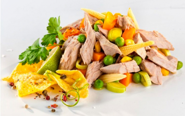 Salata de ton Texas cu legume bio si ulei de floarea soarelui presat la rece, 200g Fontaine [2]