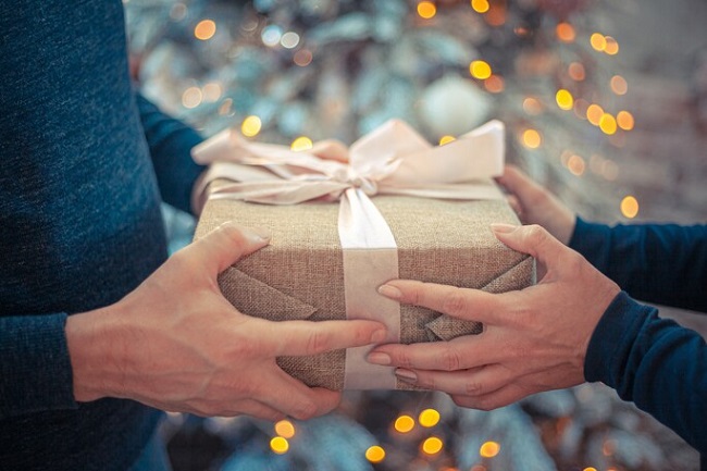 Ce greșeli să eviți când cauți idei de cadouri de Crăciun pentru cei dragi