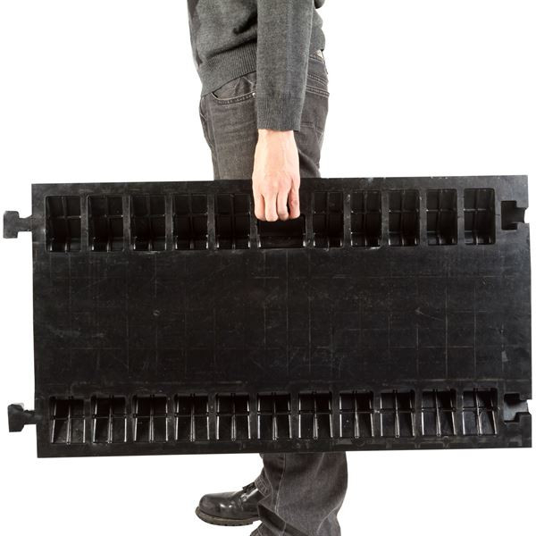 Limitator de viteza cu trecere pentru cabluri, 5 canale, 90 x 50 x 5,5cm [7]