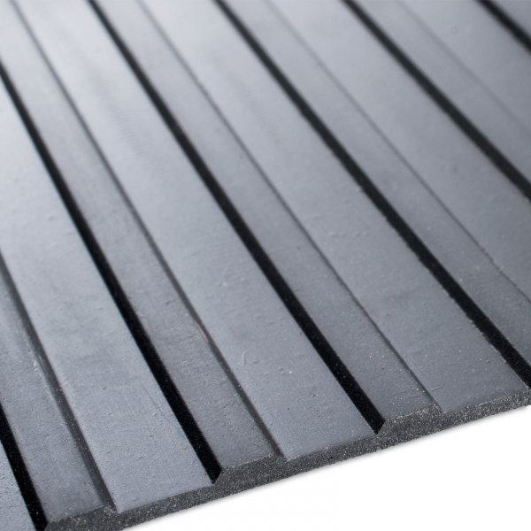 Covor antiderapant cu striuri late, 3mm grosime, 1200mm latime [2]