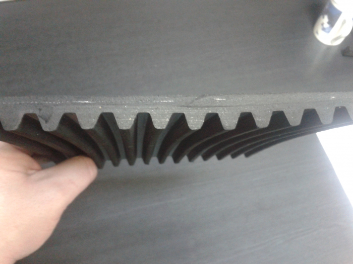 Covor din cauciuc antiderapant, model trailer cu insertie textila, 12mm grosime, 1800mm latime [5]