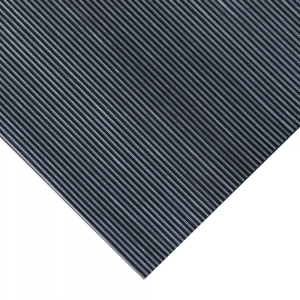 Covor antiderapant cu striuri fine 3mm grosime, 1400mm latime [1]